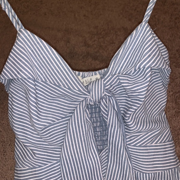 Searsucker Romper - Picture 3 of 3